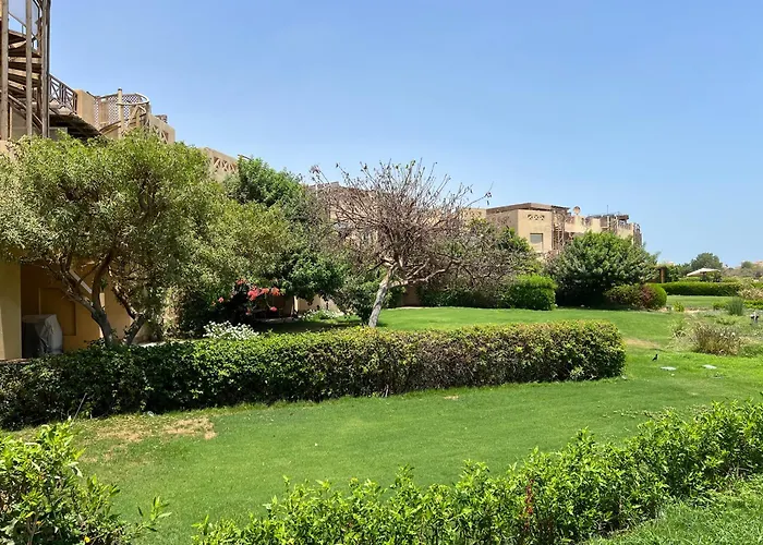 بيت للعطل Golfers Retreat 2bdr Lagoon At Ein Bay عين السخنة