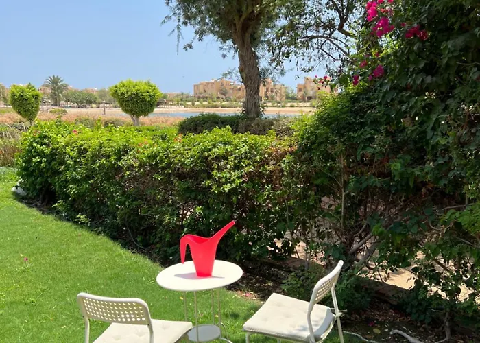 بيت للعطل Golfers Retreat 2bdr Lagoon At Ein Bay عين السخنة